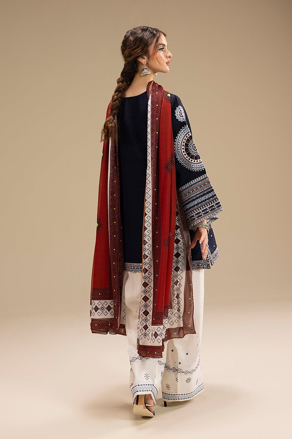 BAROQUE | UNSTITCHED LAWN 3PC