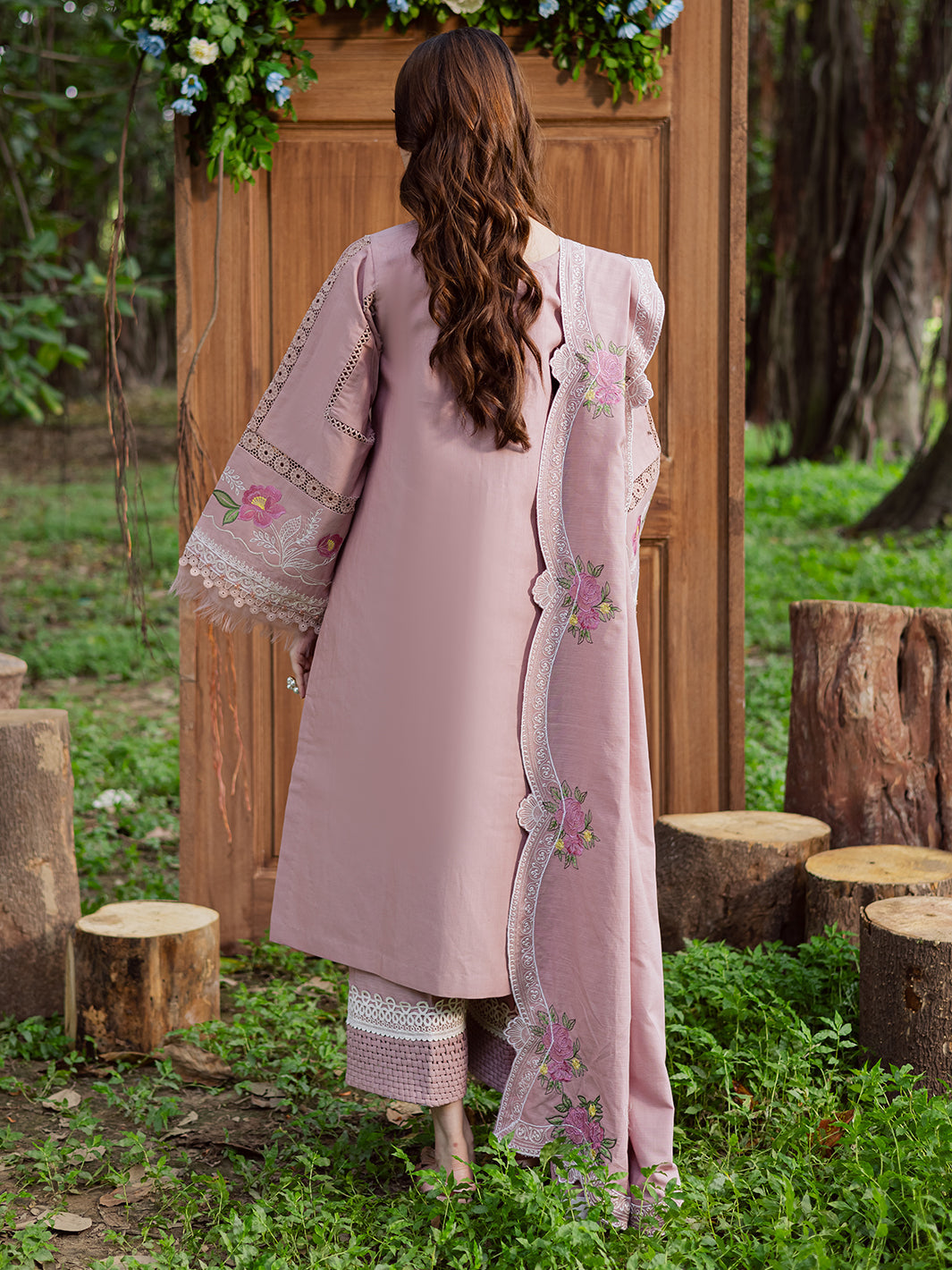 PARISHAY | UNSTITCHED LAWN 3PC