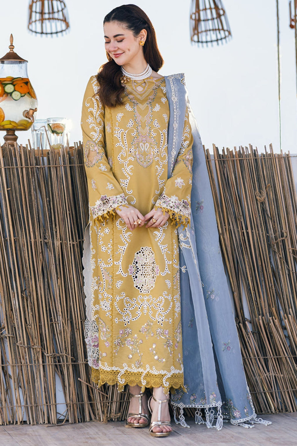 Qalamkar Mastred Embroidered Lawn 3pc with Embroidered Slub Net dupatta