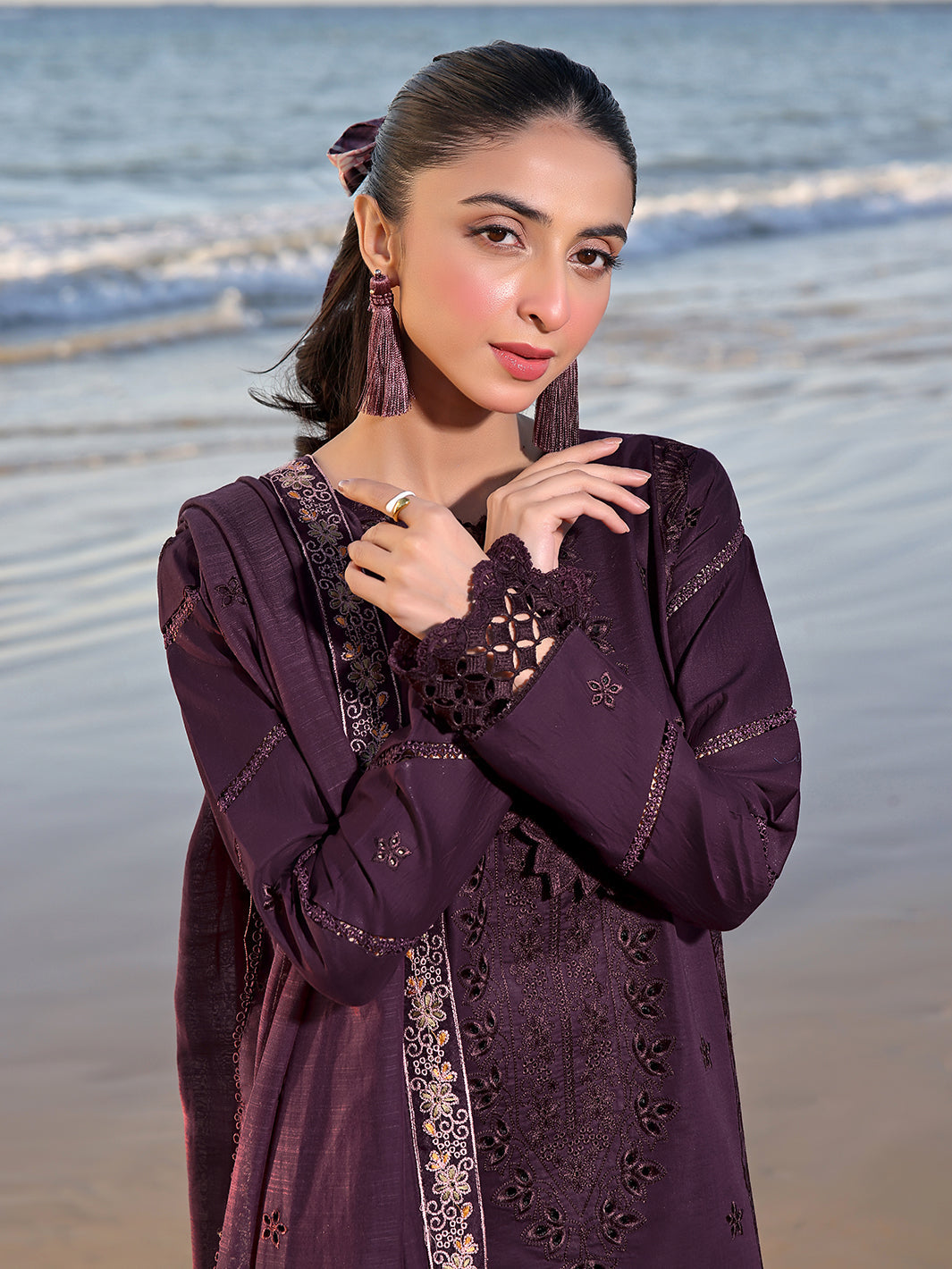 Asim Jofa - 3PC Luxury Lawn Embroidered