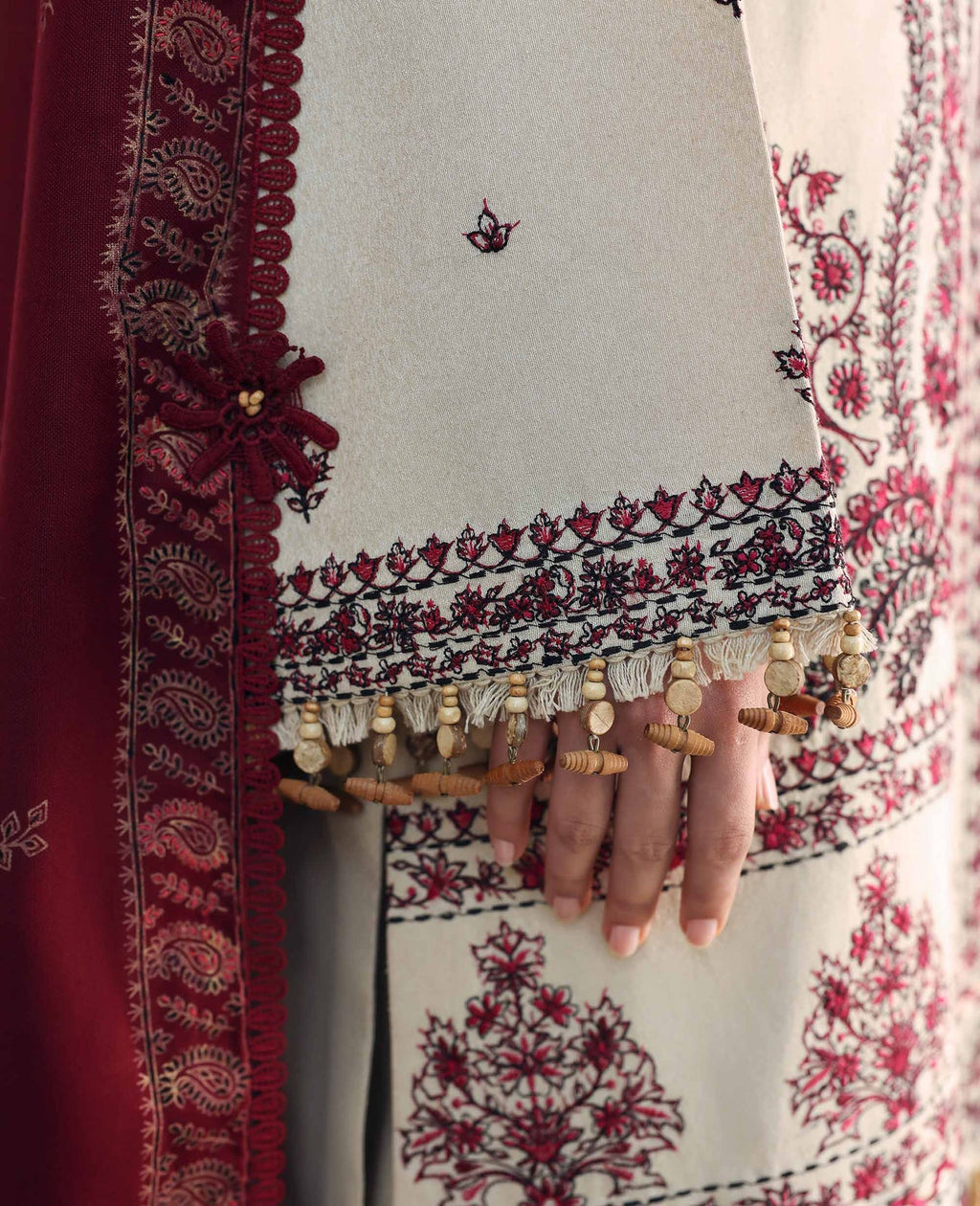 REPUBLIC | LIORA | UNSTITCHED LAWN 3PC