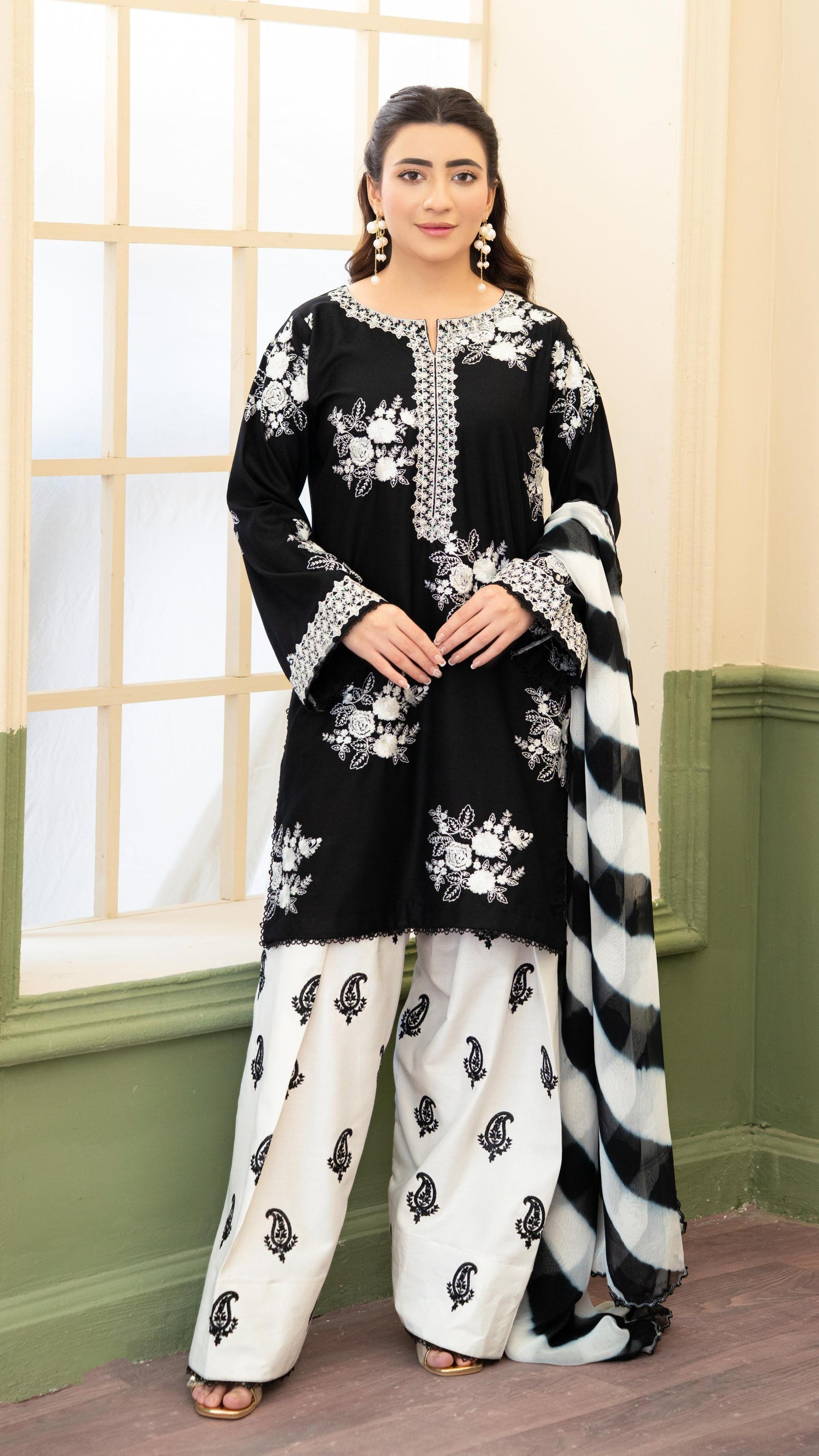 ZARA SHAHJAHAN  | MONOCHROME | UNSTITCHED LAWN 3PC