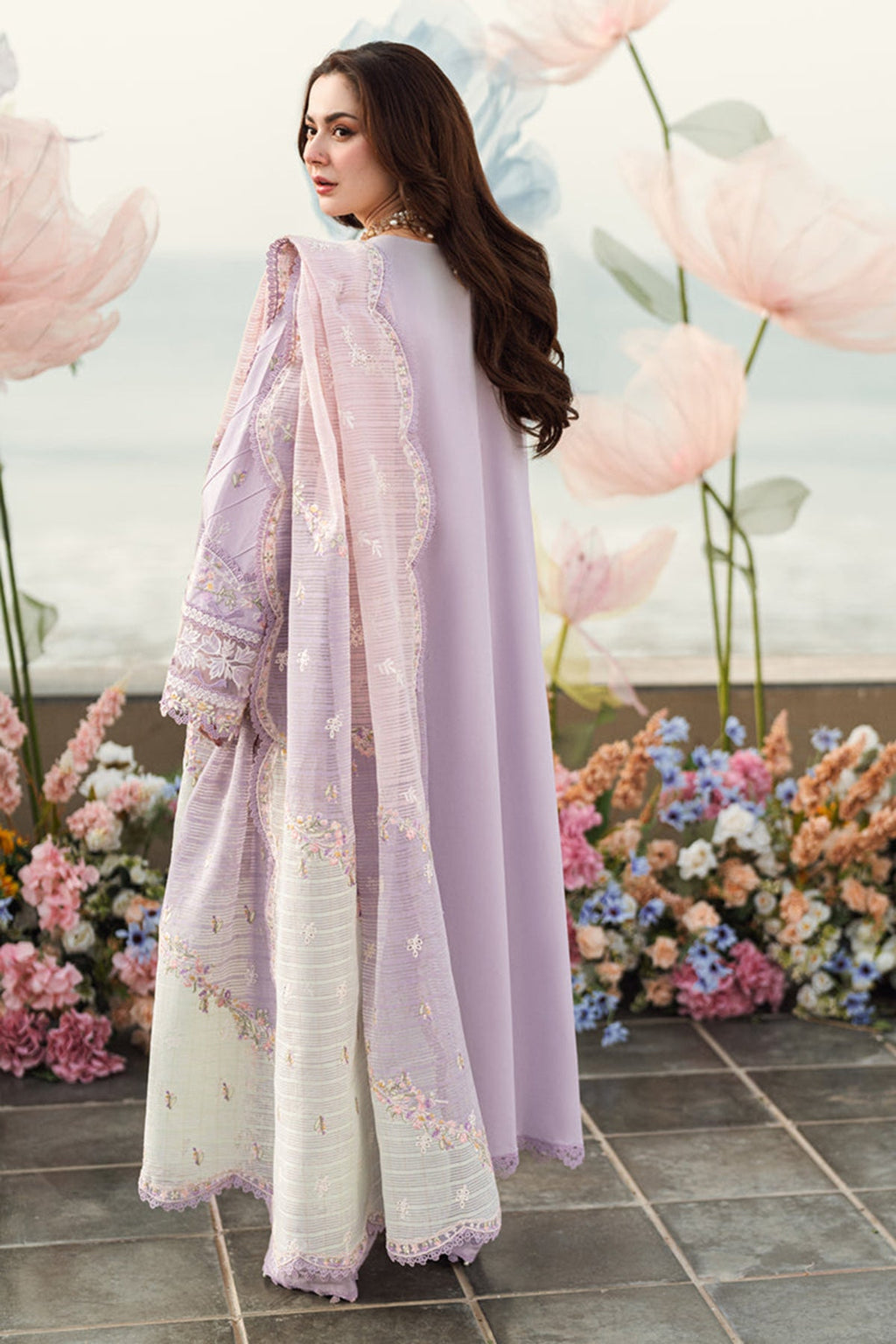 Qalamkar Embroidered Lawn 3pc with Embroidered Slub Net dupatta