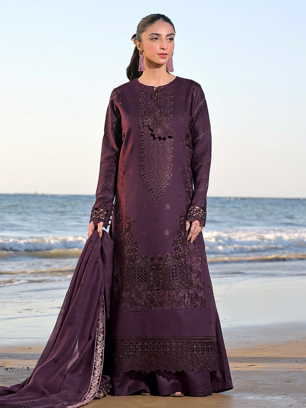 Asim Jofa - 3PC Luxury Lawn Embroidered