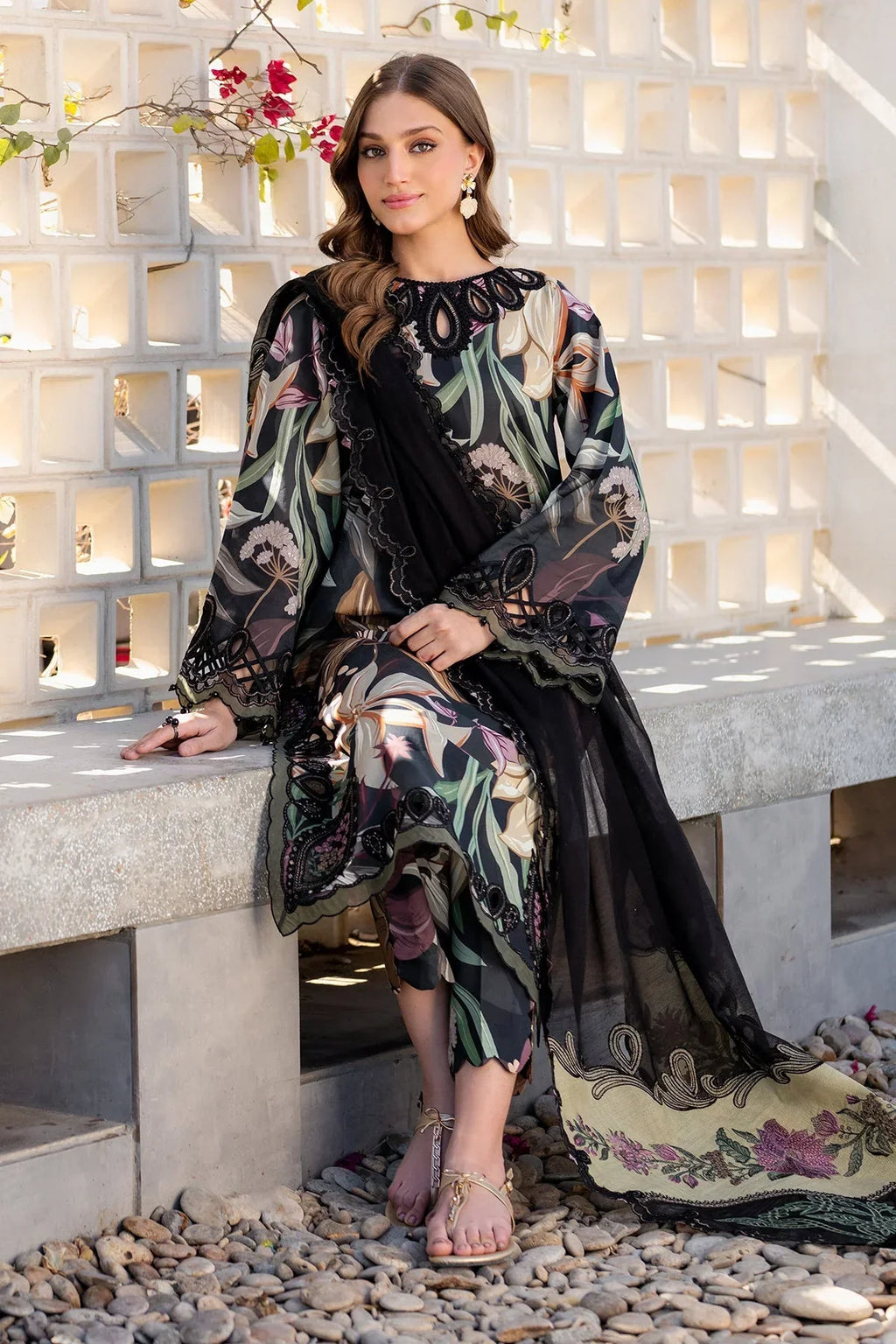 BAROQUE UNSTITCHED LAWN 3PC PATCHES WITH 4 SIDE LACE AND CHIFFON DUPATTA