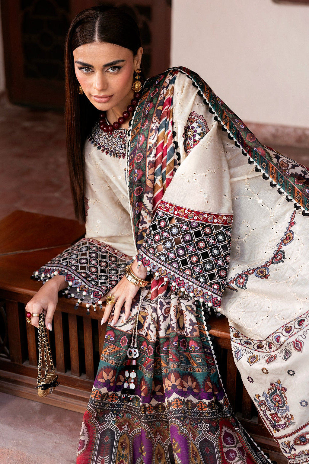 Jazmin - 3PC Luxury Lawn Embroidered Suit