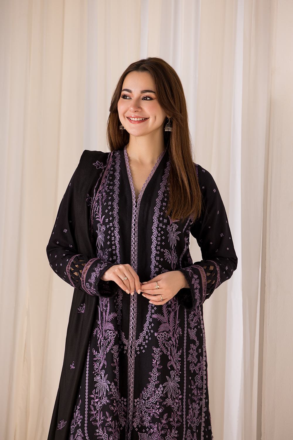SOBIA NAZIR | UNSTITCHED LAWN EMBROIDERED 3PC